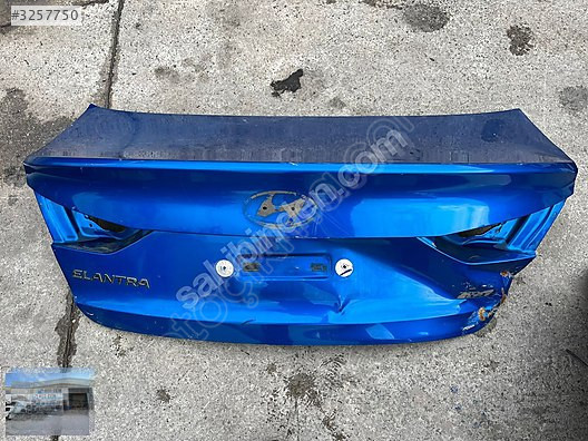 OTO CEMDEN ÇIKMA HYUNDAİ ELANTRA BAGAJ KAPAĞI