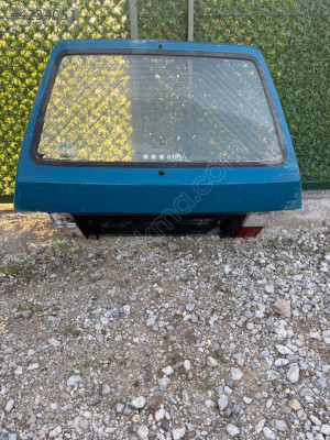 Skoda favorit bagaj kapağı