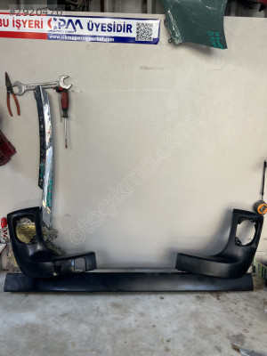 2014 2018 Renault kangoo çıkma arka tampon köşeleri ve ortası