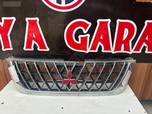 Mitsubishi L-200 ön panjur