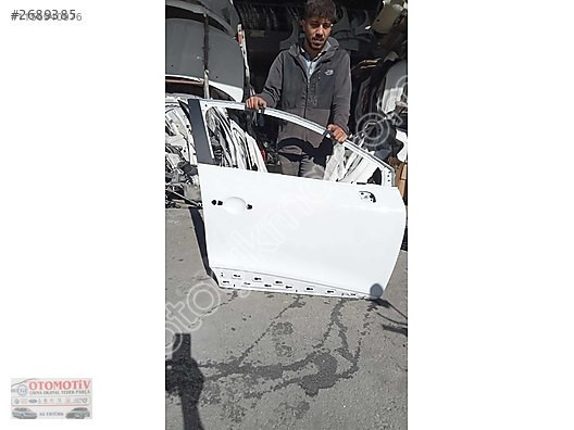 2013/2019 RENAULT CLİO 4 BEYAZ SAĞ ÖN KAPI ORJİNAL BOYASIZ