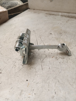 PEUGEOT 307 ÖN KAPI GERGİSİ 2001-2008 UYUMLU