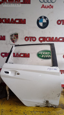 HYUNDAİ İ20 SAĞ ARKA KAPI