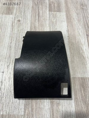 PEUGEOT 207  SİGORTA KUTUSU KAPAGI 9650073577