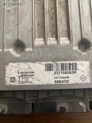 237105093R MASTER 3 III ENJEKSIYON BEYNİ ÇIKMA