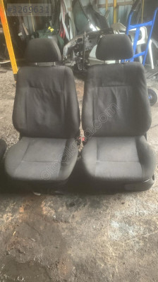 VOLKSWAGEN POLO CLASSİC ÖN SAG VE SOL KOLTUKLAR