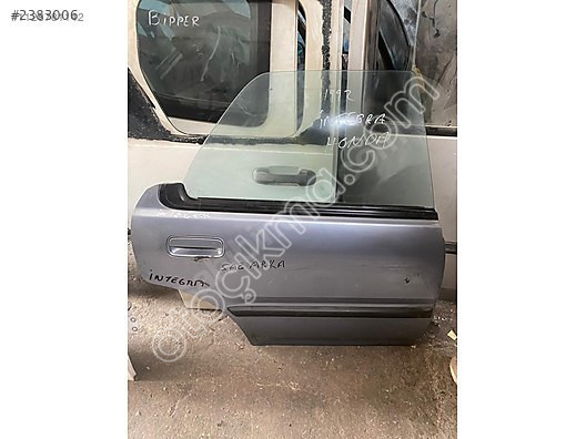 HONDA İNTEGRA ÇIKMA ORJİNAL SAĞ ARKA KAPI HATASIZ