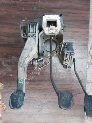 ÇIKMA PARÇA 2006 MODEL FİAT DUCATO PEDAL TAKIMI