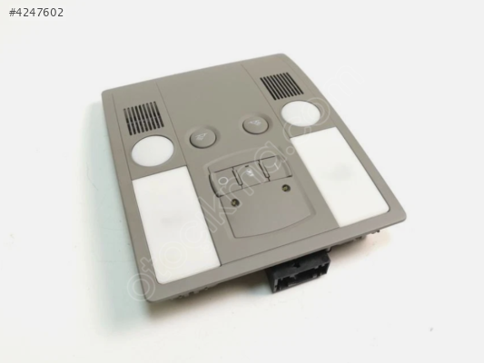 Audi A8 D3 4E Arka Tavan Lambası 4E0947111AA Orijinal