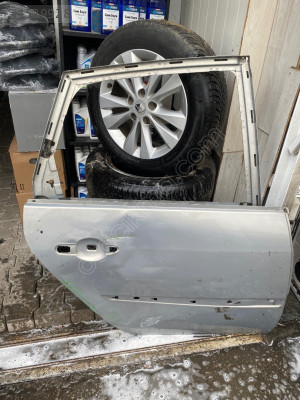 renault scenıc 2 orjınal sağ arka kapı