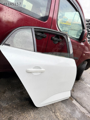 Renault Megane 4 sağ arka kapı çıkma orijinal