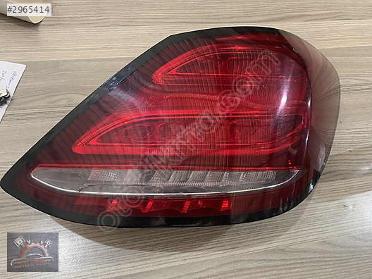 MERCEDES W205 C-SERİSİ ORJİNAL SAĞ STOP LEDLİ (YILDIZLI)