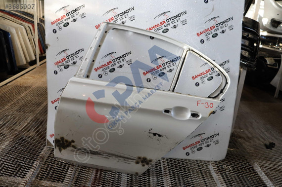 BMW 3 SERİSİ F30 SOL ARKA KAPI