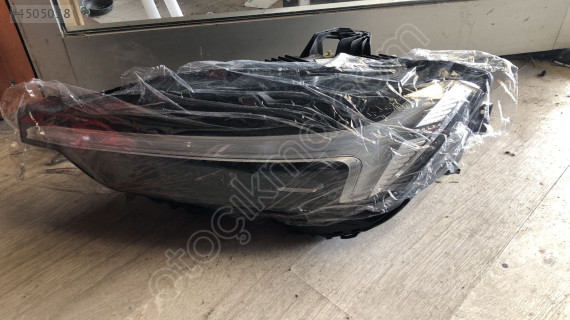 Volvo xc60 sol far çıkma yedek parça