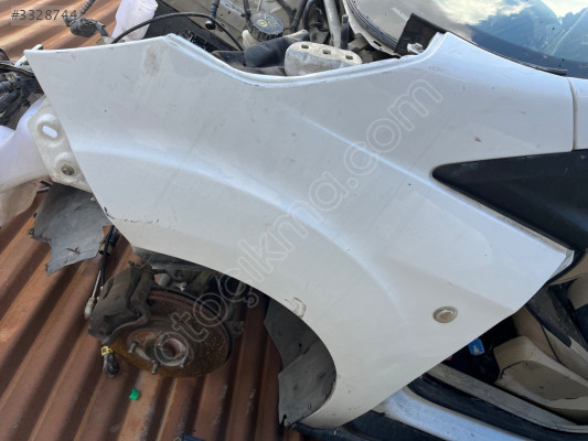 Ford Courier sol ön çamurluk çıkma orijinal