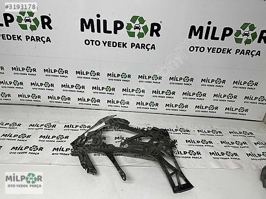 MERCEDES E SERİSİ W212 TAMPON SAĞ SOL İÇ BRAKET a2128850265