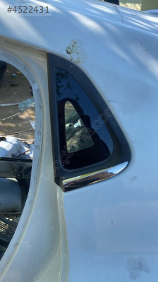 renault clıo 4 sol arka kebelebek camı orjınal