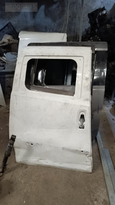 FİAT DOBLO SAĞ SÜRGÜLÜ KAPI ORJİNAL ÇIKMA