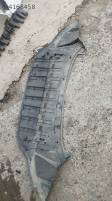 2024-25 FORD COURİER ÖN TAMPON ALT MUHAFAZA ORJİNAL ÇIKMA