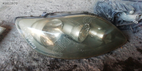 2005-2011 VW Golf Plus Sağ Ön Far - Çıkma Parça