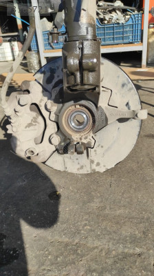 FORD KUGA SAĞ TAŞIYICI