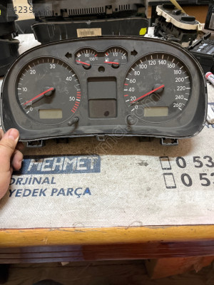 ÇIKMA VW GOLF 4 BORA 1J0920 820 1J0920820 KİLOMETRE SAATİ