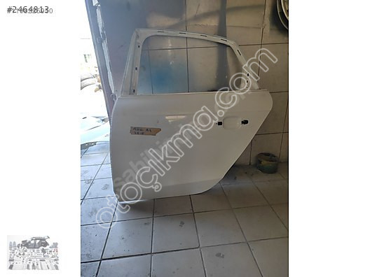 Audi A4 08/15 sol arka kapı