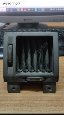 Opel Vectra havalandırma ızgarası (R)