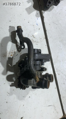 Audi A4 Q5 2.0 T Su Borusu Plastik 06H121065D