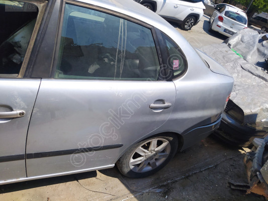 ÇIKMA SEAT CORDOBA SOL ARKA KAPI 2146