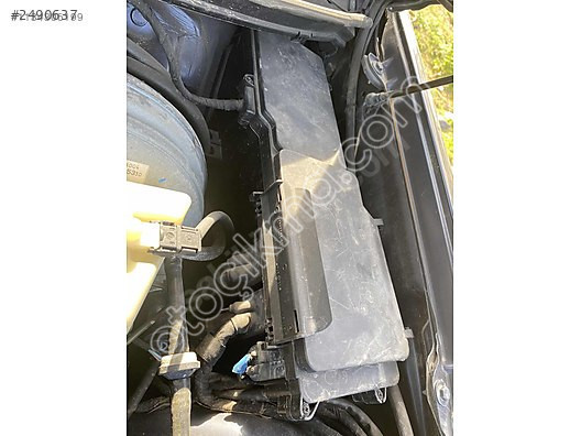 MERCEDES W210 E200 KOMPRESSÖR ORJ SİGORTA KUTUSU KOMPLE SORU