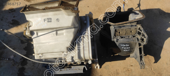 Toyota Corolla E92 88/92 kalorifer motoru ve kutusu