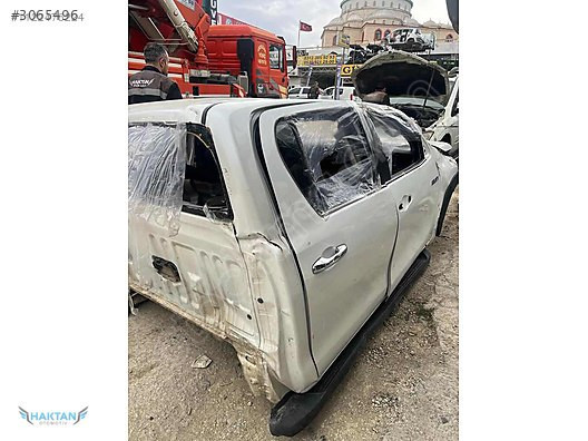 Toyota Hilux Revo Kapı