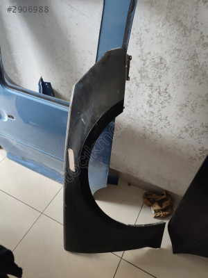 Audi A4 sağ ön çamurluk orjinal çıkma parça