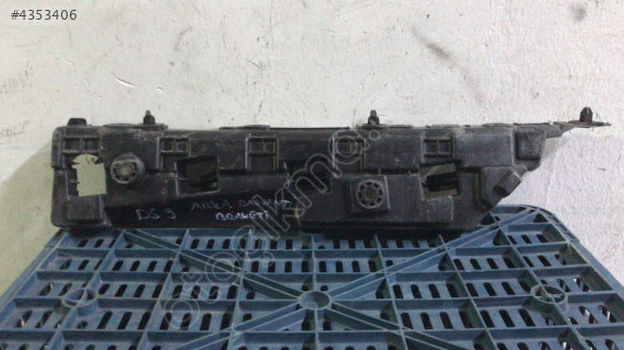 DS AUTOMOBİLES 9 ARKA TAMPON ORTA BAĞLANTI BRAKETİ ÇIKMA ORJİNAL