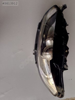 Ford Mondeo sol far