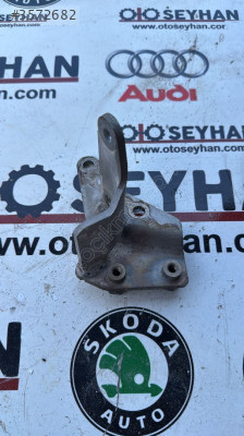 04L131561 Volkswagen katalizör bağlantı braketi