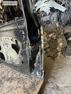 Fulyens sağ ön kapı