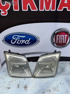 Ford connect sağ sol far orijinal çıkma