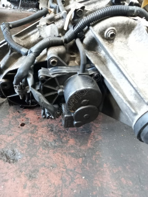 NİSSAN NAVARA 2.5 DCİ 4X4 OTOMATİK ARAZİ ŞANZIMAN MOTORU