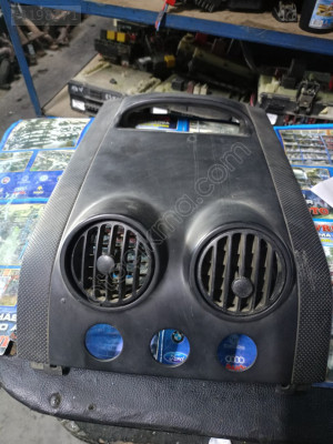 Chevrolet Aveo Kalos kalarifer üfleyicileri ve üst paneli