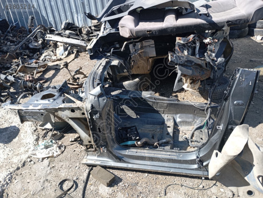 Audi A5 sol ön şasi