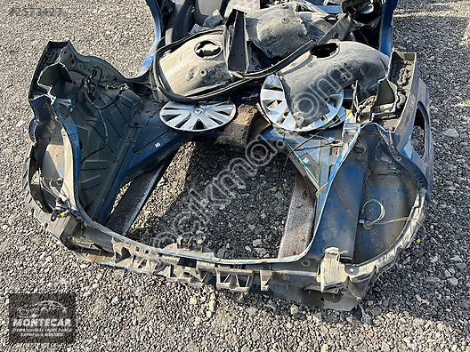 RENAULT MEGANE 2 HB ARKA KISIM SAĞ SOL ARKA ÇAMURLUK MONTECA