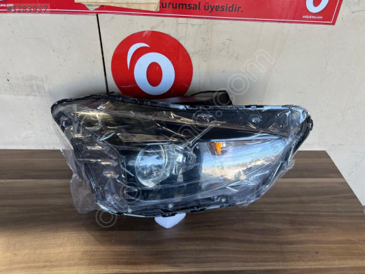 HYUNDAİ BAYON SAĞ FAR MERCEKLİ SIFIR YAN SANAYİ YEDEK PARÇA
