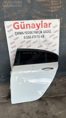 FİAT EGEA SOL ARKA KAPI