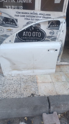 Skoda Octavia  2013-2018 sol ön kapı çıkma