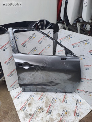 Nissan juke sağ ön kapı (hasarlı ürün)