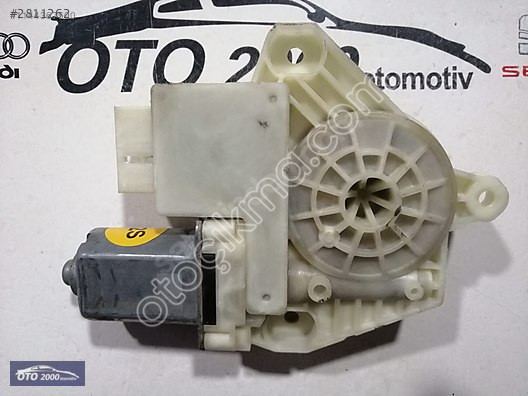 5Q4959812E VW PASSAT B8 CAM MOTORU SAĞ ARKA