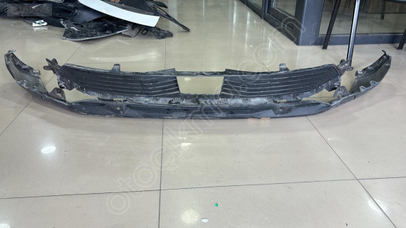 PEUGEOT 3008 ÖN TAMPON ORTA IZGARA ALT KAPLAMA