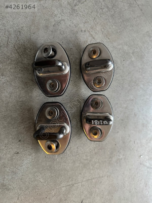 İBİZA TİGUAN A3  PASSAT KAPI KİLİDİ KARŞILIĞI 3C0837033C